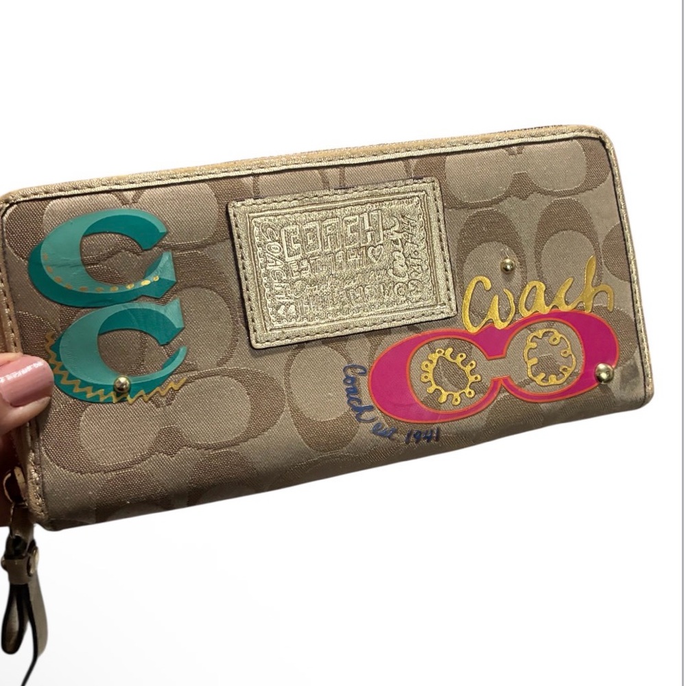COACH Poppy Wallet